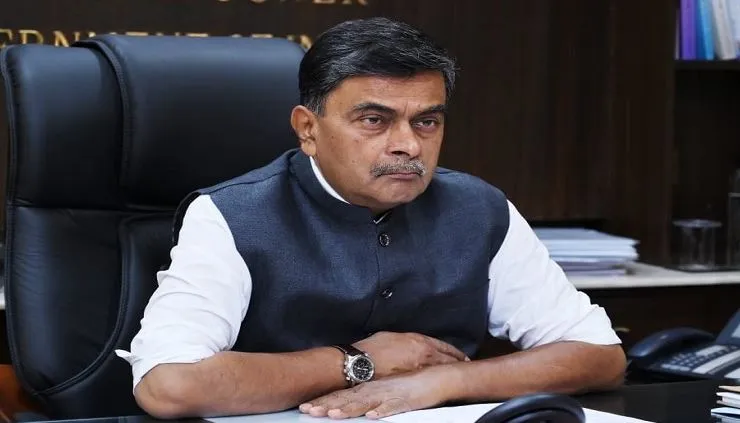 गैर-जीवाश्म ईंधन से होगी 2030 तक 65 प्रतिशत से अधिक बिजली उत्पादन: आरके सिंह