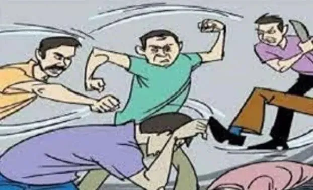 मुरादाबाद: जनाजे की नमाज पढ़ने के दौरान दो पक्षों में जमकर मारपीट, रिपोर्ट दर्ज