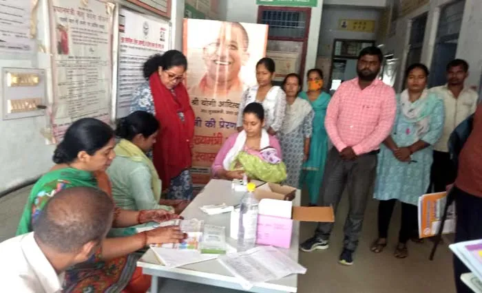लखनऊ में हर दिन घट-बढ़ रही डेंगू मरीजों की संख्या, सीएमओ ने कहा बचाव जरूरी