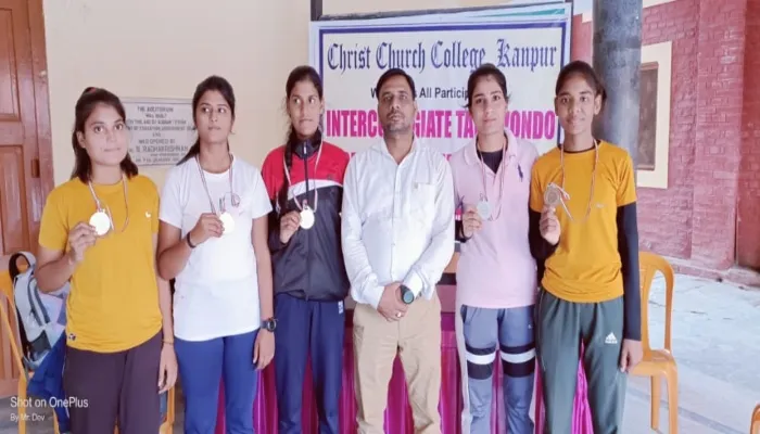 ताइक्वांडो प्रतियोगिता में जिले को मिले तीन रजत व दो कांस्य पदक