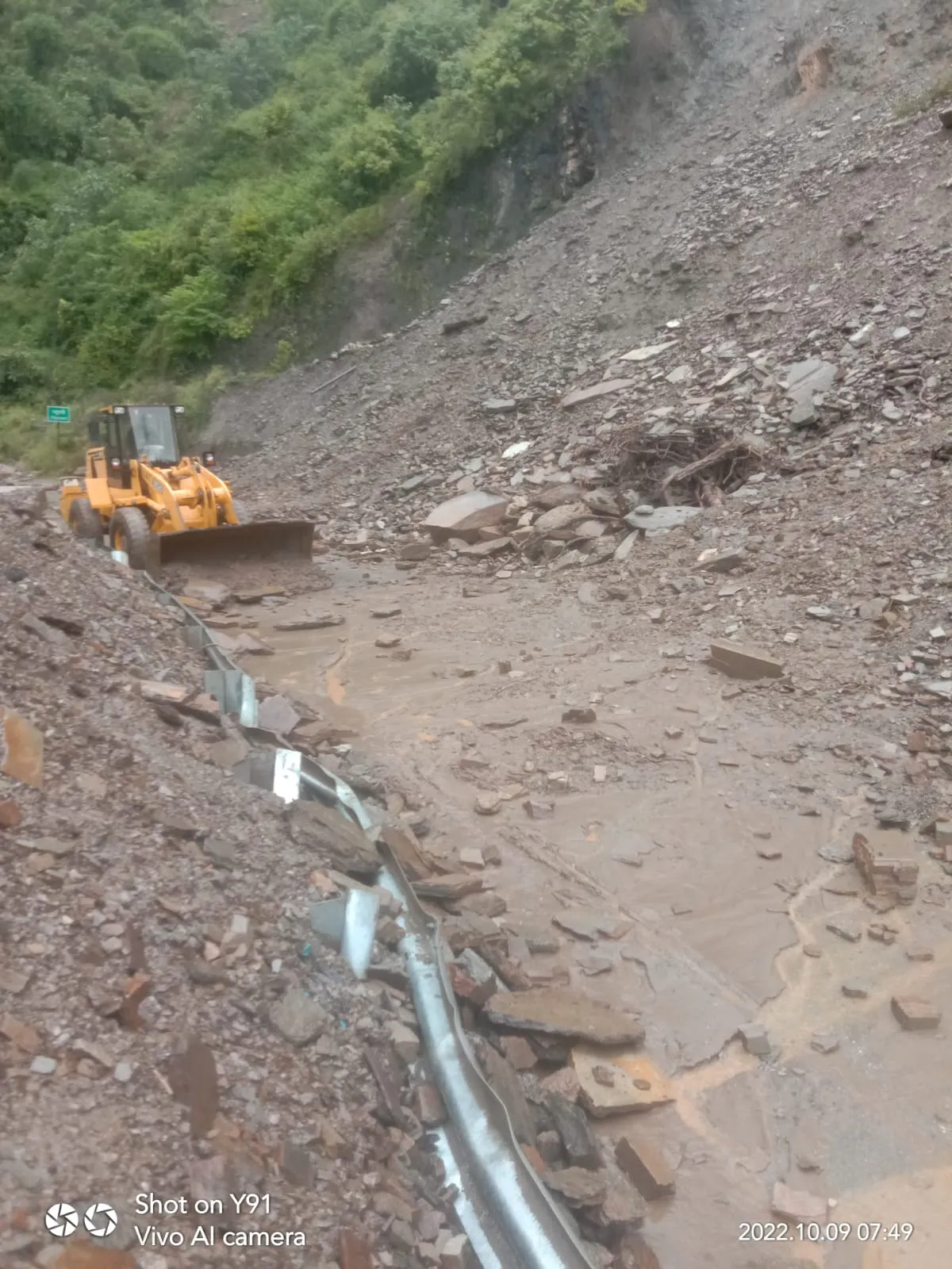 टनकपुर: बारिश के कारण टनकपुर-पिथौरागढ़ राष्ट्रीय राजमार्ग पूरी तरह बंद हुआ