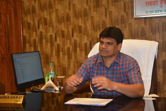 कौशल विकास मिशन के लक्ष्य को पूरा करने की तैयारी में योगी सरकार, निदेशक ने लापरवाह प्रशिक्षकों को लगाई फटकार