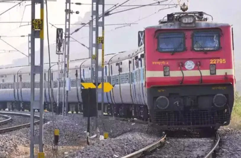 बिहार सरकार ने छठ के मद्देनजर विशेष ट्रेनों की संख्या बढ़ाने का किया अनुरोध