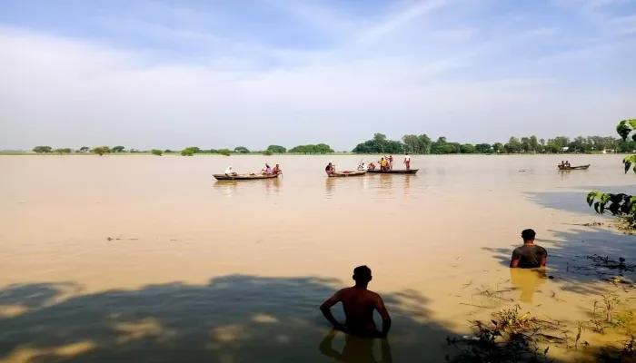 गोरखपुर: राप्ती नदी में नाव पलटने से दो की मौत