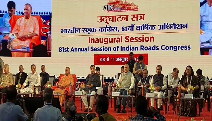 लखनऊ में 11 साल बाद शुरू हुआ इंडियन रोड कांग्रेस, केंद्रीय मंत्री नितिन गडकरी ने किया उद्घाटन