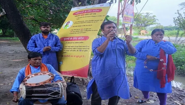 रायबरेली: नुक्कड़ नाटक से महिला अधिकारों की दी जानकारी