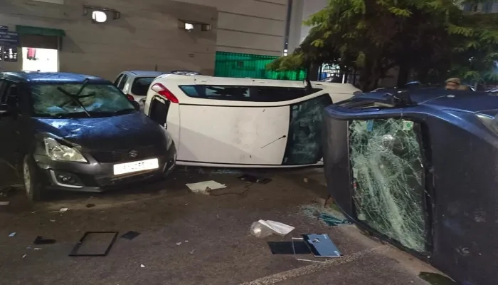 गौतमबुद्ध नगर: भुगतान न होने से नाराज कर्मचारियों ने कंपनी में की तोड़फोड़