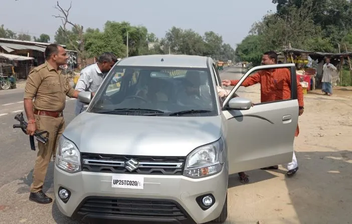 बरेली: कार की डिलीवरी देने जा रहे चालक ने स्कूटी सवार को मारी टक्कर, सांसद ने पकड़वाया