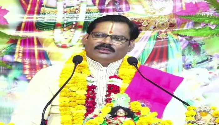 कर्म के बिना ईश्वर की कृपा असंभव :संतोष जी महाराज