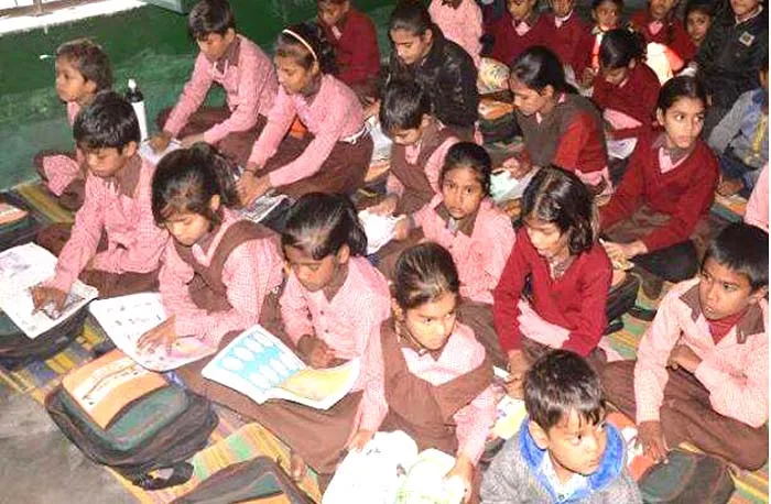 सरकारी स्कूलों के बच्चों में बढ़ेगा रीडिंग स्किल, शिक्षा महानिदेशक ने अभियान चलाने के लिए जारी किया आदेश
