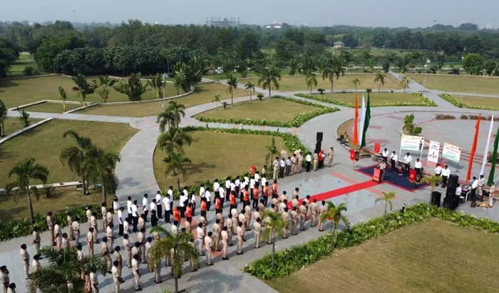 राष्ट्रीय एकता दिवस के अवसर पर सशस्त्र सीमा बल ने लखनऊ में आयोजित की एकता दौड़, राष्ट्रहित में ली शपथ