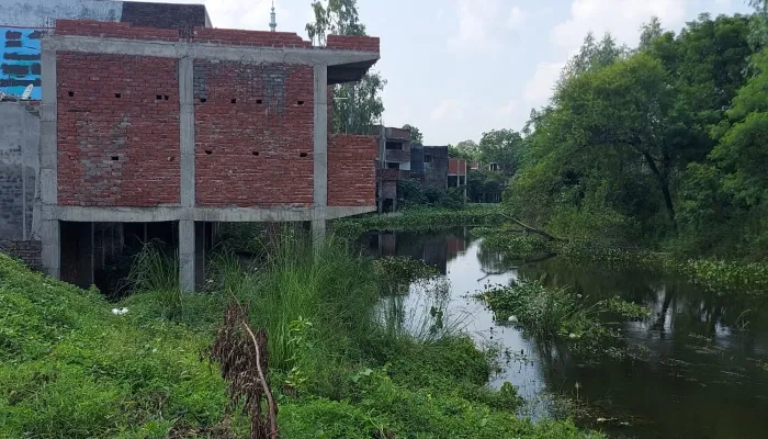 अयोध्या: अतिक्रमण से रामायण कालीन तमसा नदी के अस्तित्व पर संकट