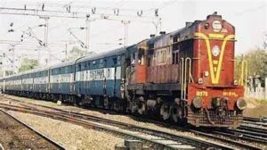 बाजपुर: मरम्मत के बाद रेलवे पुल शुरू, पुल से गुजरीं आठ ट्रेन