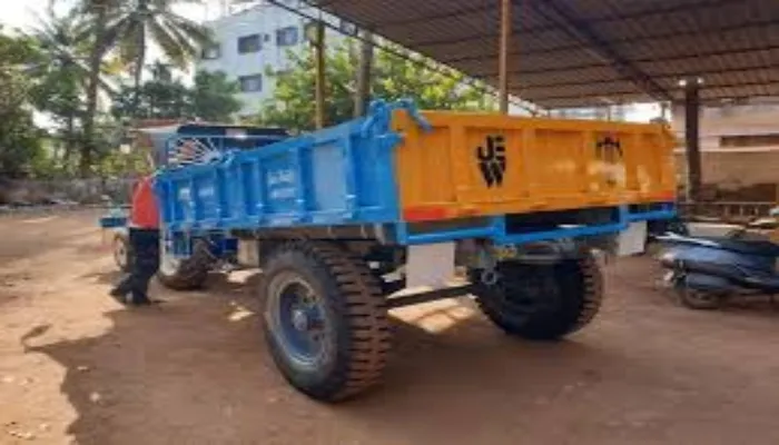 कानपुर: ट्रैक्टर-ट्राली पर सवारी बैठना बैन, केवल माल ढुलाई में होगा इस्तेमाल