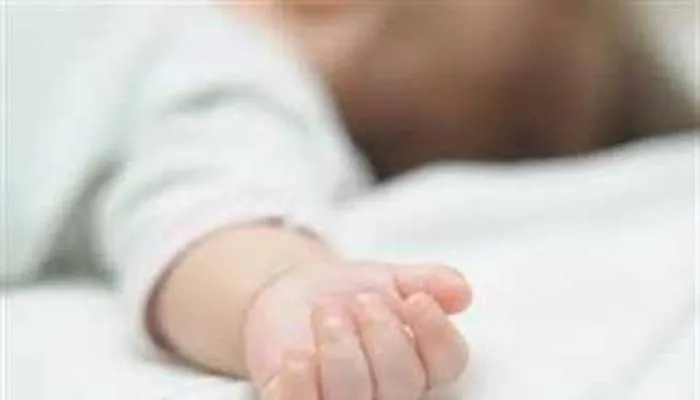 बाराबंकी: संदिग्ध परिस्थितियों में नवजात की मौत, परिजनों ने लगाया महिला पर हत्या का आरोप