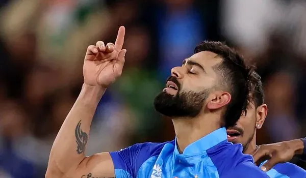 ICC T20 Rankings: टी20 रैंकिंग में टॉप-10 में पहुंचे कोहली, पाकिस्तान के खिलाफ 82 रन की लाजवाब पारी से हुआ फायदा