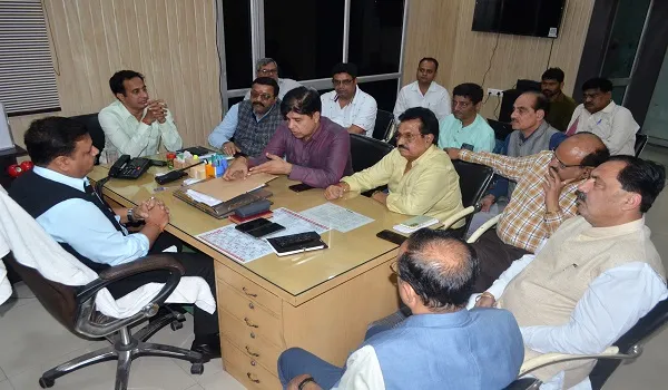 मुरादाबाद: दुकानों के सामने से खुद ही अतिक्रमण हटाने पर व्यापारियों को करेंगे तैयार