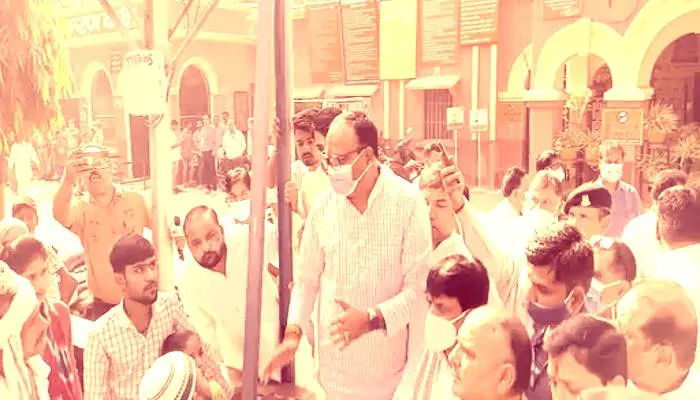 मुजफ्फरनगर पहुंचे डिप्टी सीएम ब्रजेश पाठक, जिला अस्पताल का किया निरीक्षण, मरीजों का जाना हाल