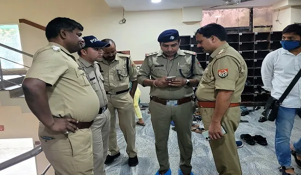 मुरादाबाद : उत्तराखंड पुलिस ने खंगाला कॉसमॉस अस्पताल का रिकॉर्ड