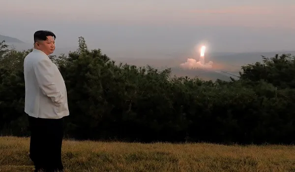 North Korea: किम जोंग उन की निगरानी में हुआ क्रूज मिसाइल परीक्षण