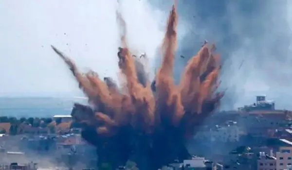 इजरायल ने किया सीरिया की राजधानी दमिश्क पर हवाई हमला, सुनाई दिए तीन धमाके