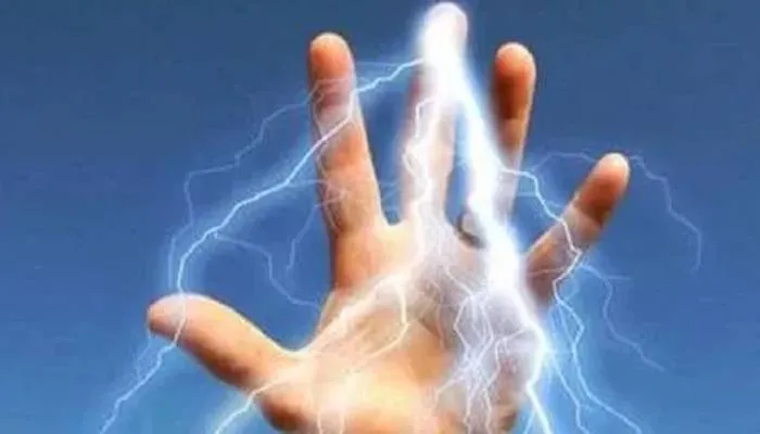 बाराबंकी: पूजा पंडाल में उतरा करंट, दो लोगों की दर्दनाक मौत