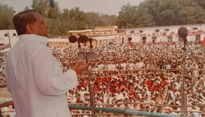 स्मृति शेष: चित्रकूट से विशेष लगाव था नेताजी को …निवर्तमान जिलाध्यक्ष ने साझा की मुलायम सिंह यादव से जुड़ी कई यादें