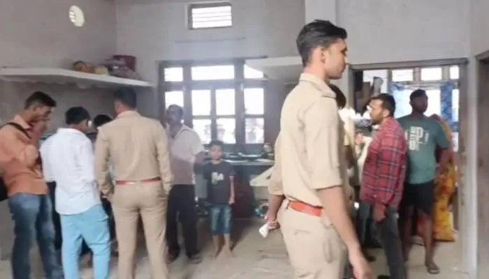 रायबरेली: फंदे से लटका मिला महिला का शव, हत्या या आत्महत्या में उलझी पुलिस