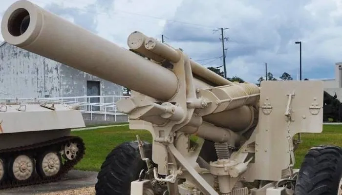 झांसी फायरिंग रेंज में युद्धाभ्यास के दौरान टैंक में गोला फटने से दो जवान शहीद, एक घायल