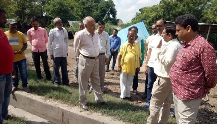 रायबरेली: मंडी समिति का संयुक्त निदेशक ने किया निरीक्षण, अधिकारियों को लगाई फटकार