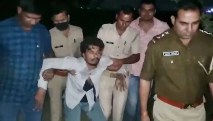 गाजियाबाद: पुलिस की गोली लगते ही गौ तस्कर बोला- गाय हमारी माता है…