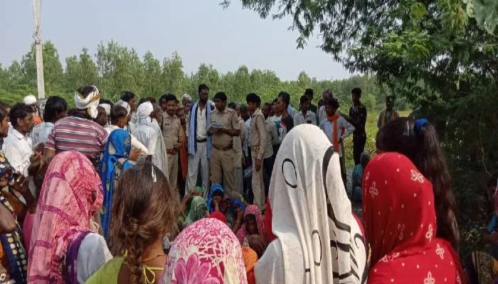 हमीरपुर: ट्रैक्टर-ट्रॉली से कुचलकर मजदूर की मौत, परिजनों में मचा कोहराम