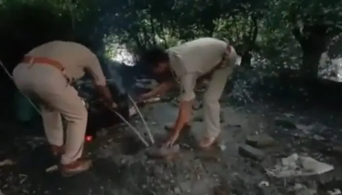 रायबरेली: सुनसान जंगलों में रात को धधकती हैं शराब की भट्ठियां, पुलिस ने मारा छापा
