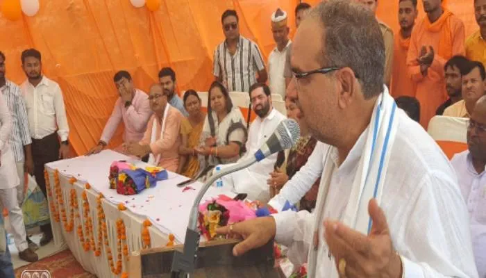 बाराबंकी में बोले भूपेंद्र चौधरी- हमारी सरकार आने से पहले यूपी दंगों की आग में झुलस रहा था