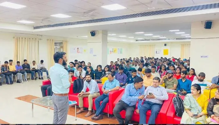 लखनऊ: भाषा विश्विद्यालय में आईबीएम के सहयोग से ओरिएंटेशन कार्यशाला का हुआ आयोजन