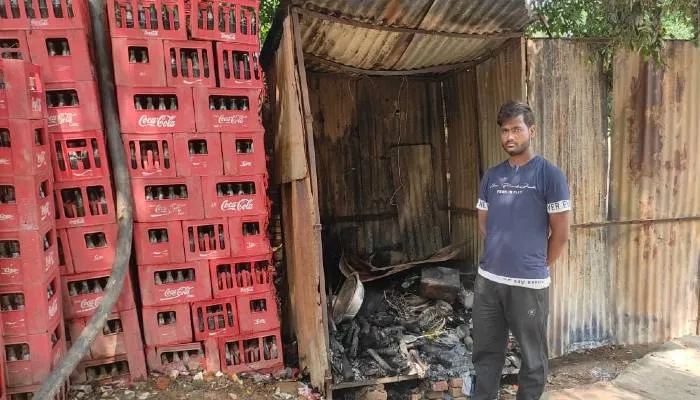 हमीरपुर: अराजकतत्वों ने दुकान में लगाई आग, 45 हजार का सामान जलकर खाक
