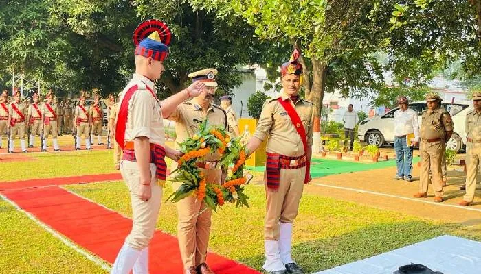 बहराइच: पुलिस स्मृति दिवस पर शहीदों को याद कर जवानों की आंखें हुईं नम