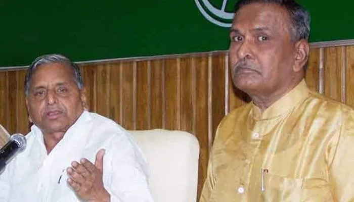 स्मृति शेष: बाराबंकी से रहे मुलायम के करीबी रिश्ते, रामसेवक से सीखा था राजनीति का ककहरा, शिखर तक पहुंचाने में बेनी ने निभाई थी अहम भूमिका