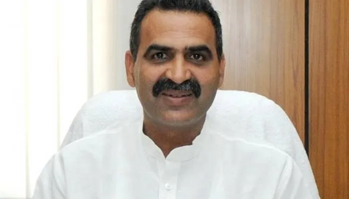 केंद्रीय मंत्री संजीव बालियान बोले- गंगा मेले में भैंसा-बुग्गी से हटाएं रोक