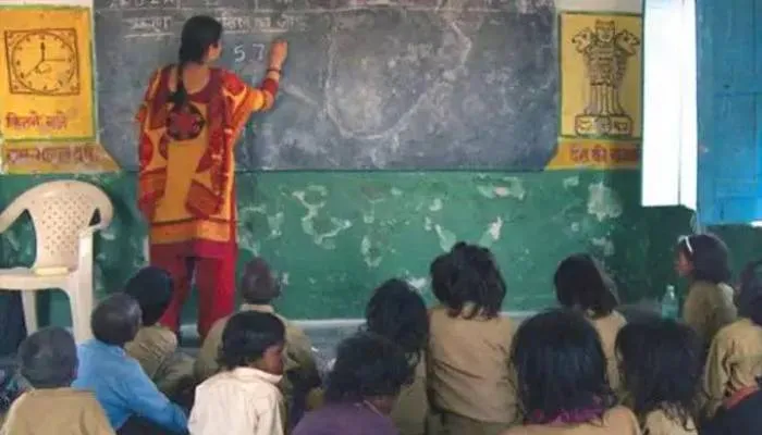 अयोध्या: निजी और सरकारी स्कूलों में होगी साझेदारी, एक साथ कराई जाएंगी गतिविधियां