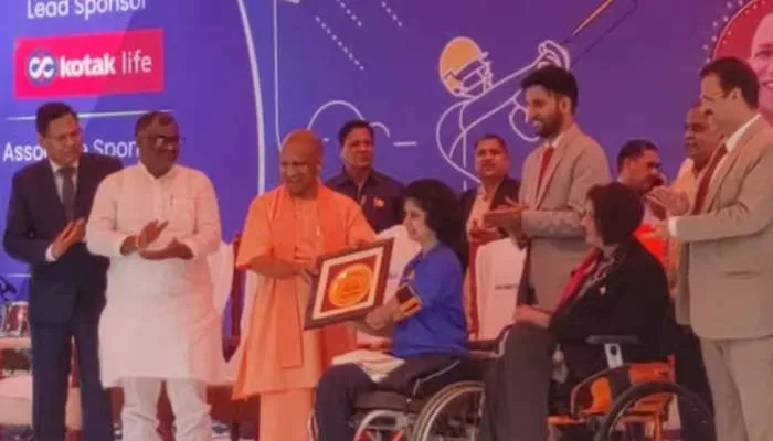 सीएम योगी ने इकाना में राष्ट्रीय दिव्यांगजन टी20 कप का किया शुभारंभ, कहा- सभी आपसे प्रेरणा लेते हैं