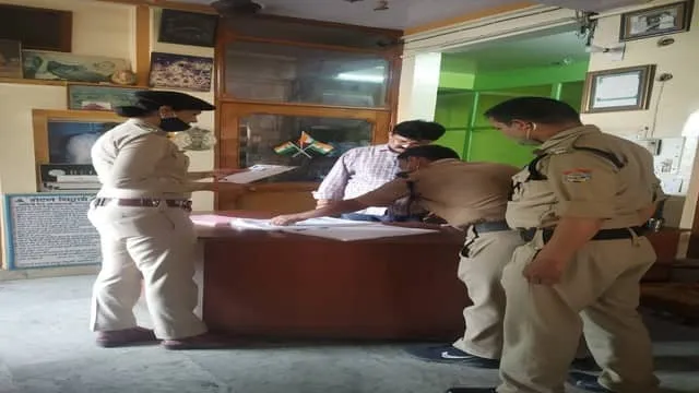 हल्द्वानी: 11 होटालों में छापे, तीन का दस-दस हजार का चालान