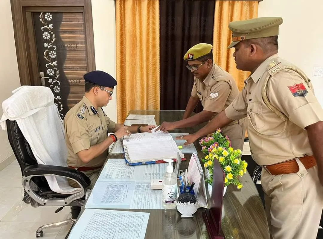 बरेली: SSP ने देवरनिया कोतवाली का किया निरीक्षण, लम्बित विवेचनाओं को जल्द पूरा कराने का निर्देश