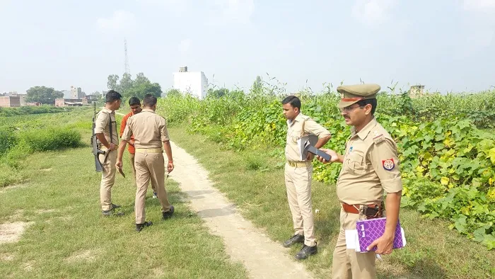 हरदोई: नवजात शिशु का सेढ़ा नाला में मिला तैरता शव