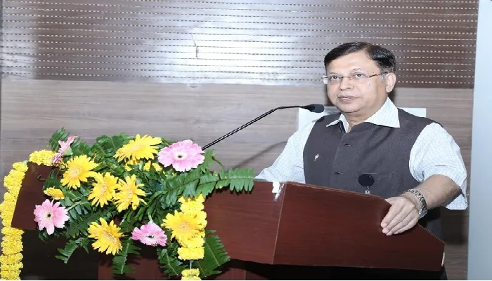 लखनऊ: भारत में प्रति दिन 656 टन बायोमेडिकल वेस्ट होता है -कुलपति