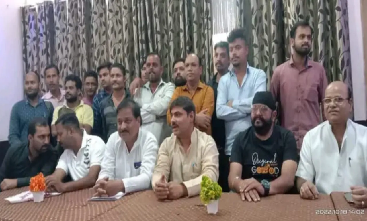 शाहजहांपुर: सपा की निवर्तमान महानगर टीम ने दिया सामूहिक इस्तीफा, गलत नीतियों की बताई वजह
