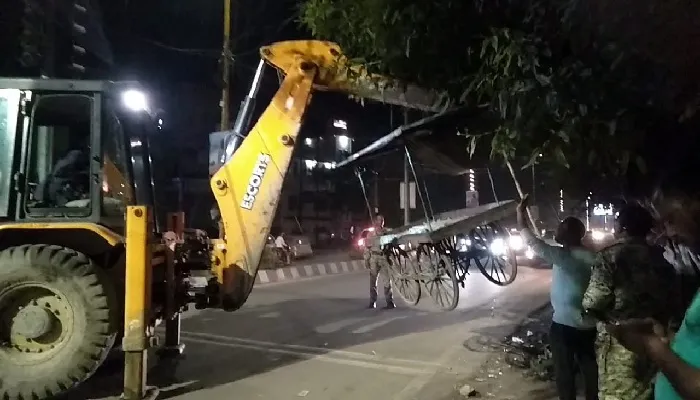 खबर का असर : जागे जिम्मेदार, सड़कों से हटाया गया अतिक्रमण