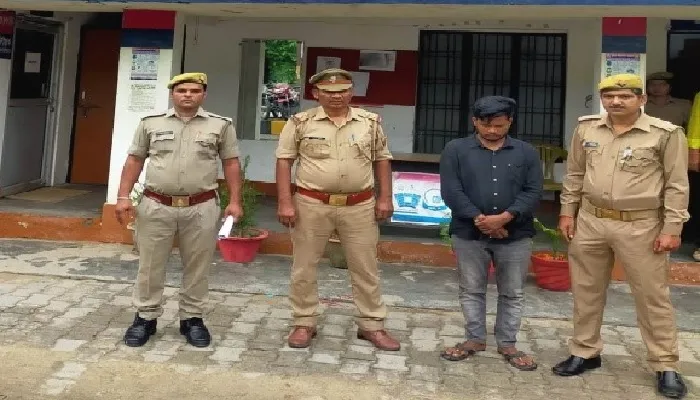 लखनऊ :  पूजा पाठ के नाम पर ठगी करने वाला गिरफ्तार