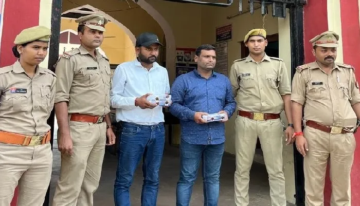पर्दाफाश : पलक झपकते ही एटीएम बदलकर खाते से पार कर देते थे रकम