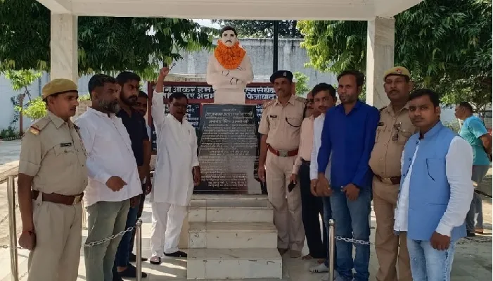 सरकार शहीदों के अरमानों को पूरा करने में नाकाम